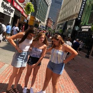 Meet your Posher, Emily